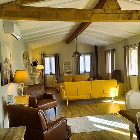 Bed and Breakfast Le Chemin Challignac Esterno foto