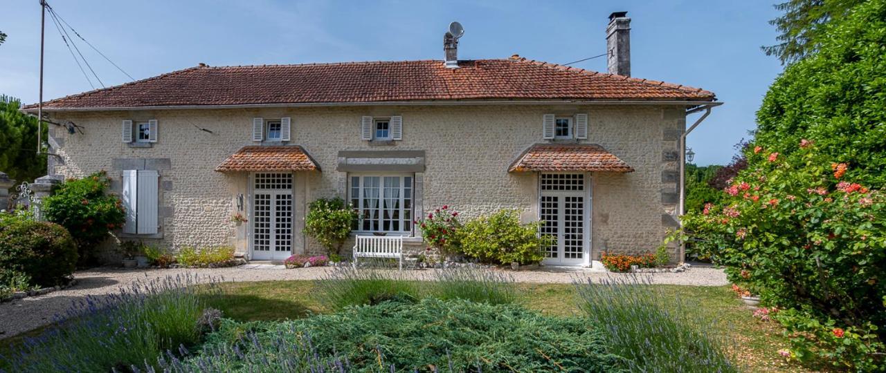 Bed and Breakfast Le Chemin Challignac Esterno foto