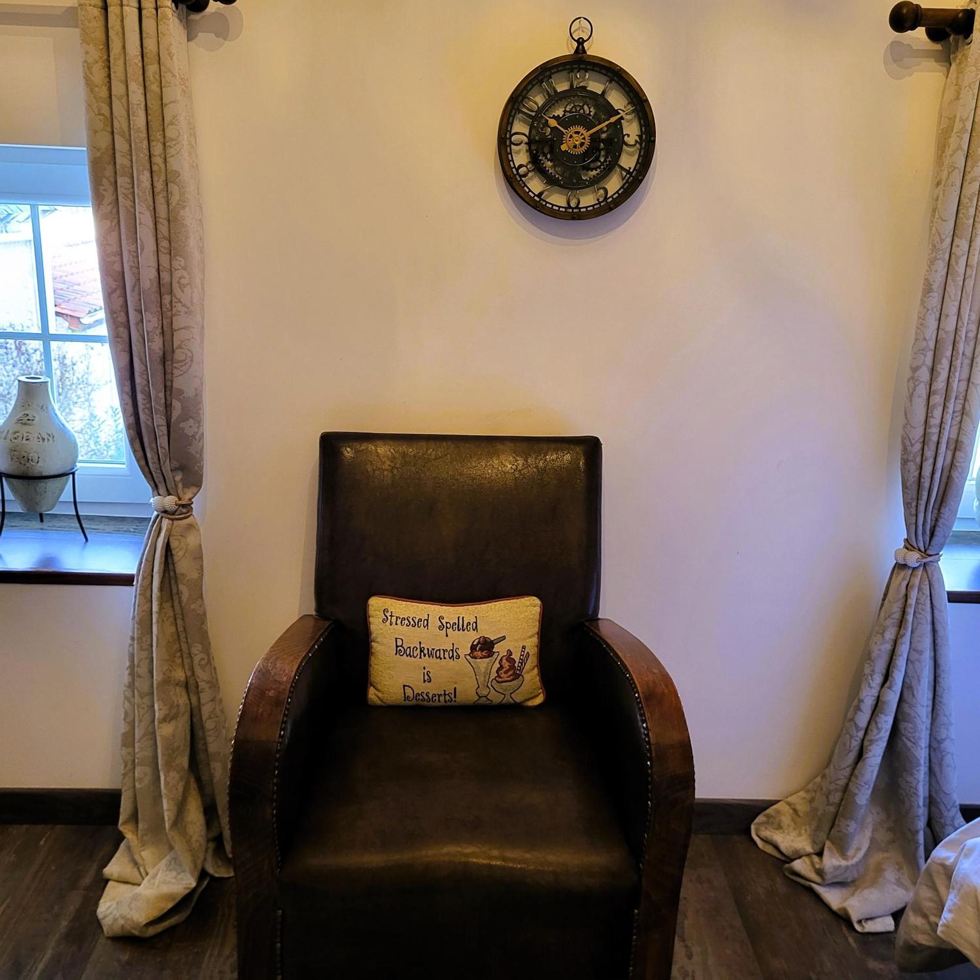Bed and Breakfast Le Chemin Challignac Esterno foto