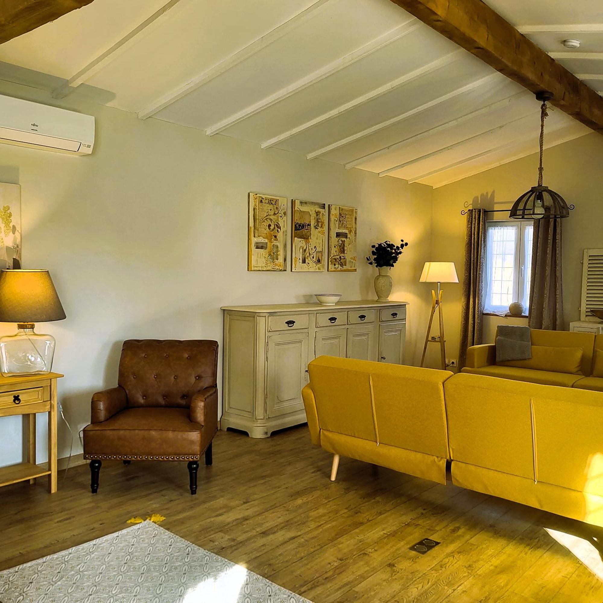 Bed and Breakfast Le Chemin Challignac Esterno foto