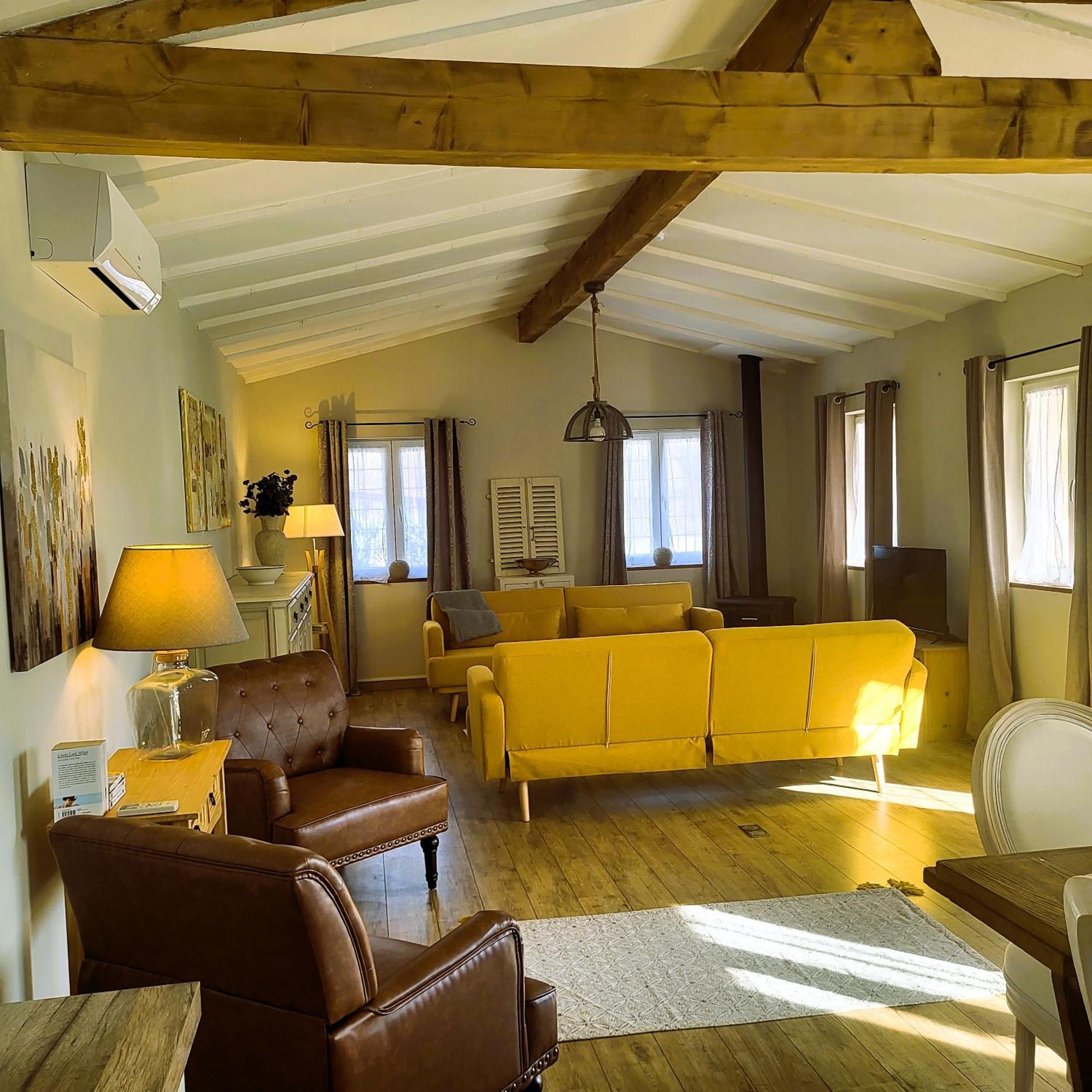 Bed and Breakfast Le Chemin Challignac Esterno foto
