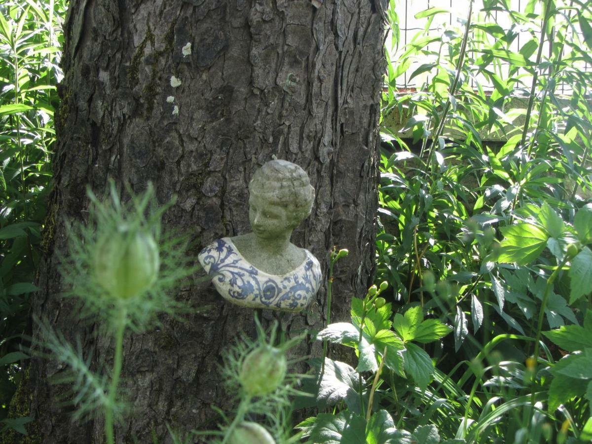 Bed and Breakfast Le Chemin Challignac Esterno foto
